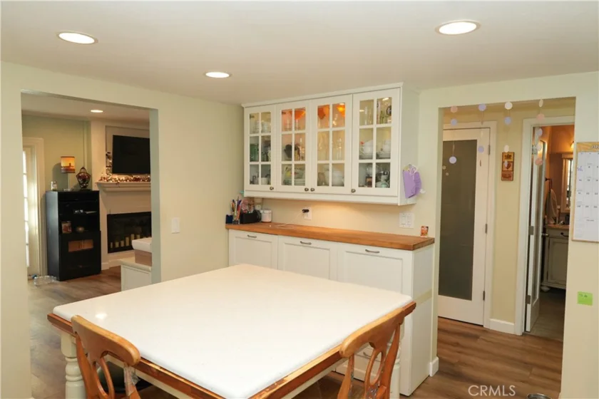 8226 Pennington Drive photo 3