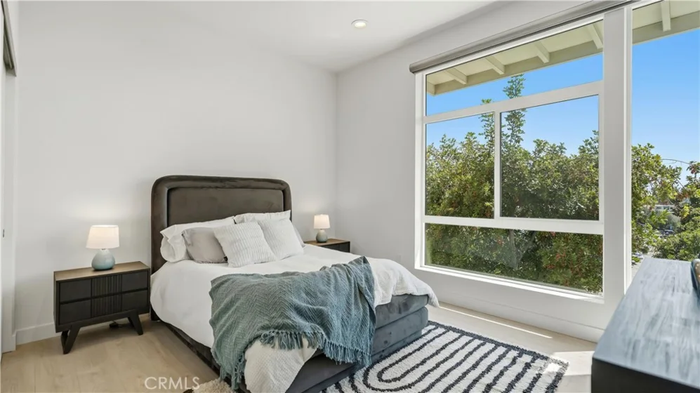 15 S Chapel Avenue #B photo 10