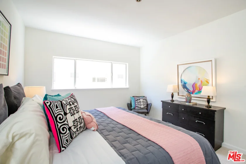 125 Montana Avenue #203 photo 1