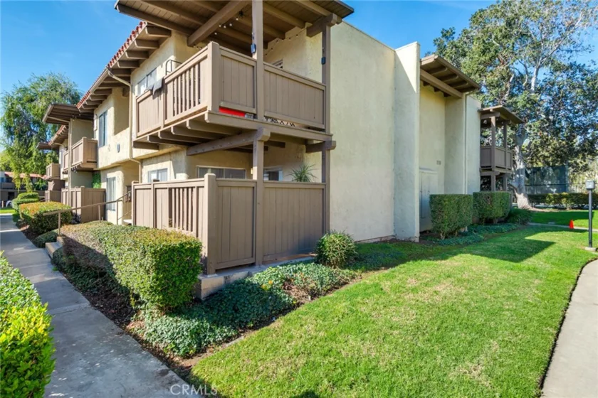 1345 Cabrillo Park Drive #D15 photo 1