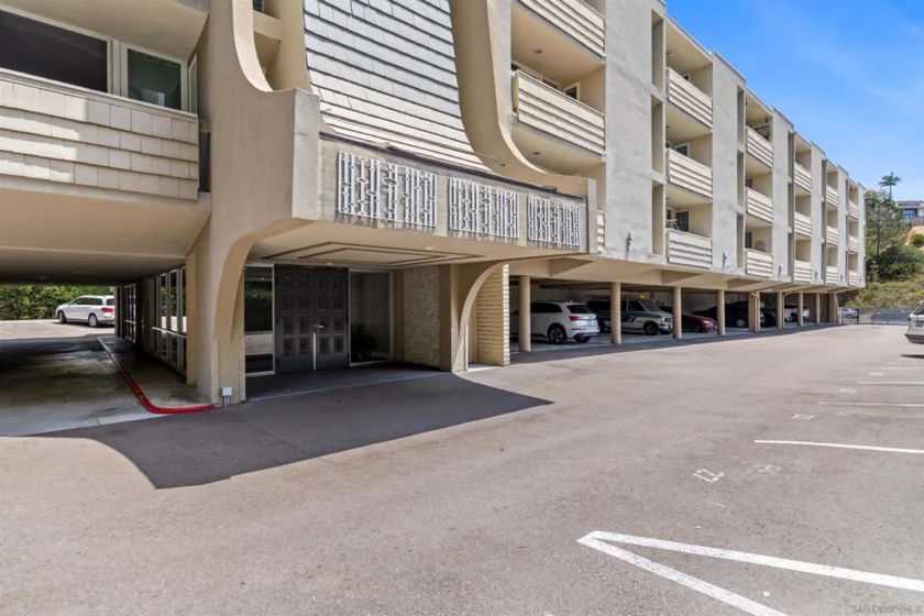 2510 Torrey Pines Road #320 photo 20