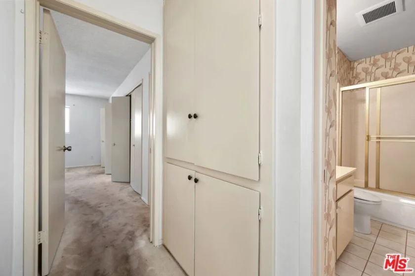 1831 Barry Avenue #3 photo 12