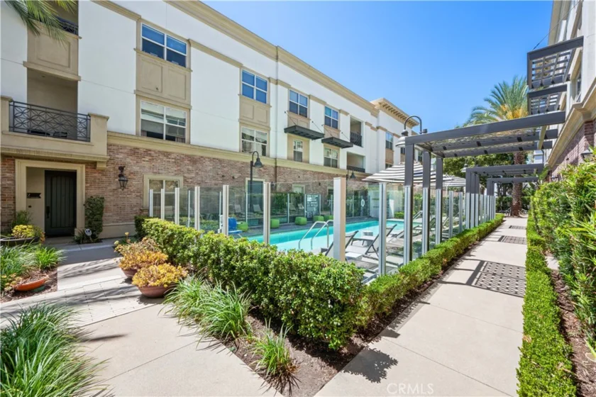 401 S Anaheim #3 photo 32
