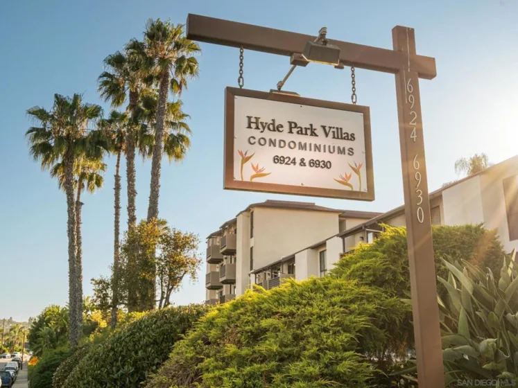 6924 Hyde Park #220 photo 30