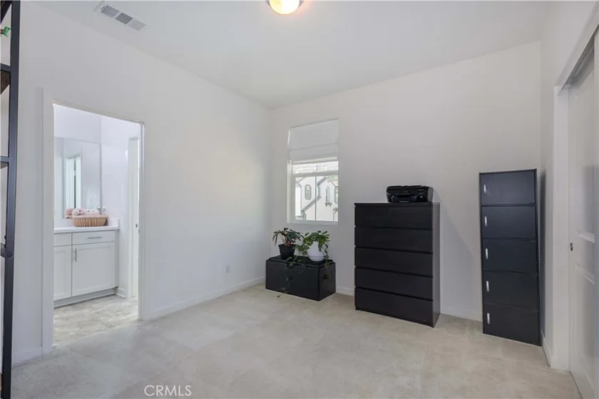 35852 Neala photo 5