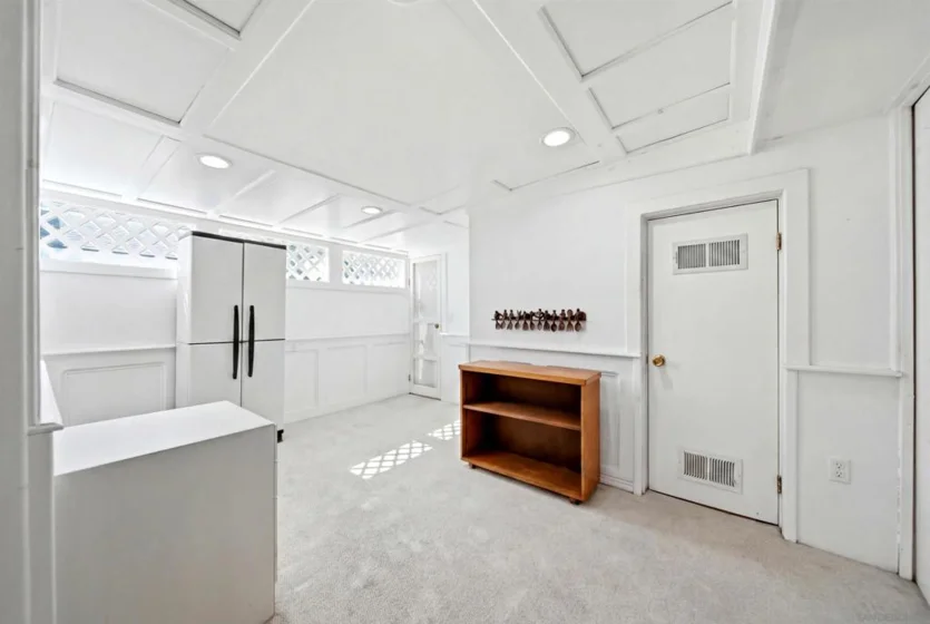 261 Riverview Way photo 4
