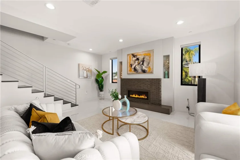 4485 Hazeltine Avenue #1 photo 12
