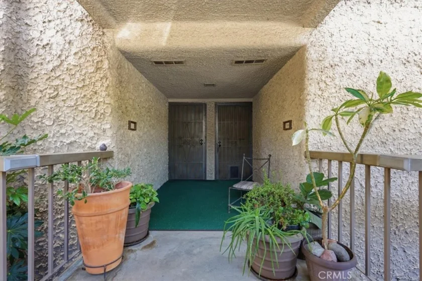 5555 Canyon Crest #2F photo 5