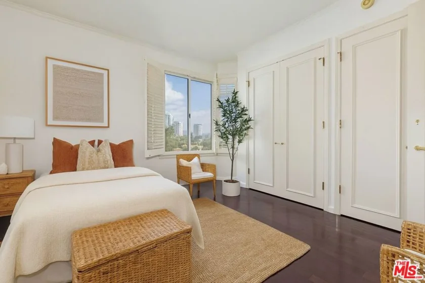 10550 Wilshire Boulevard #804 photo 13
