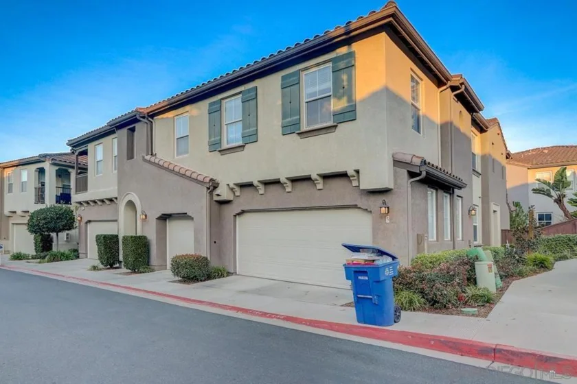 2747 Brighton Court Road #1 photo 1