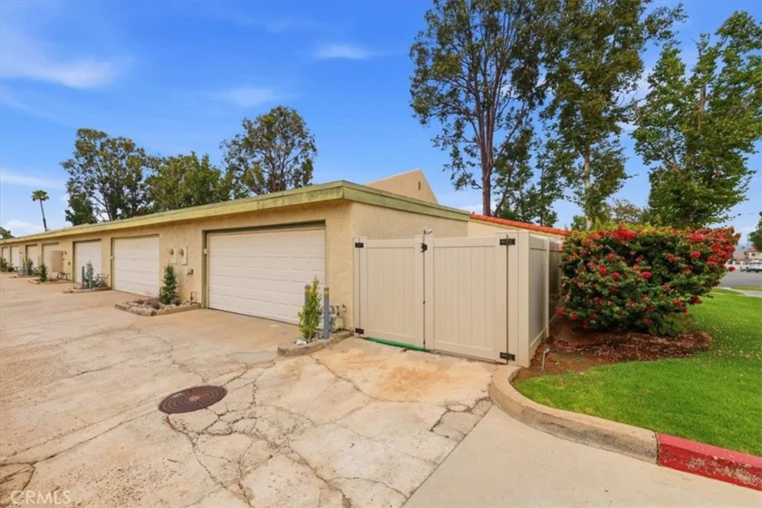1304 Camelot Drive photo 40