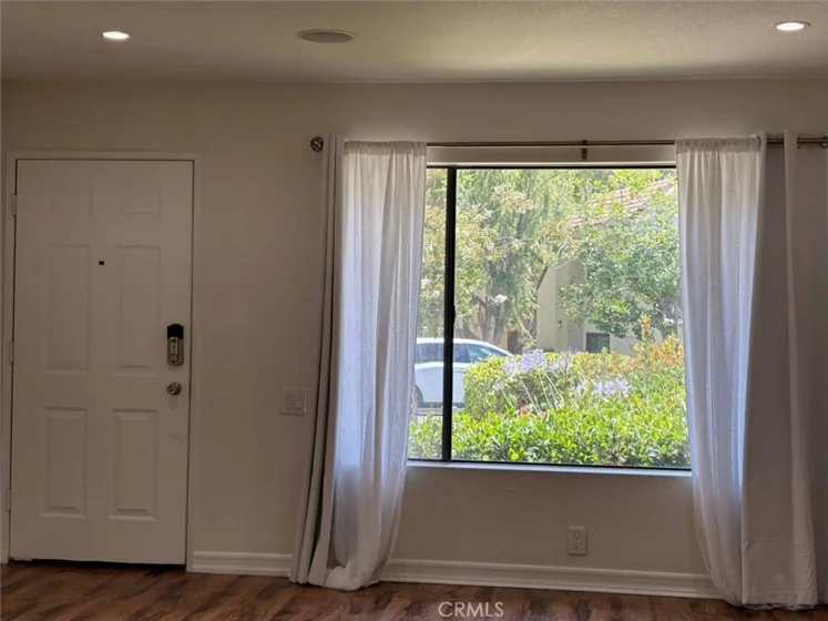 65 Largo Street photo 7