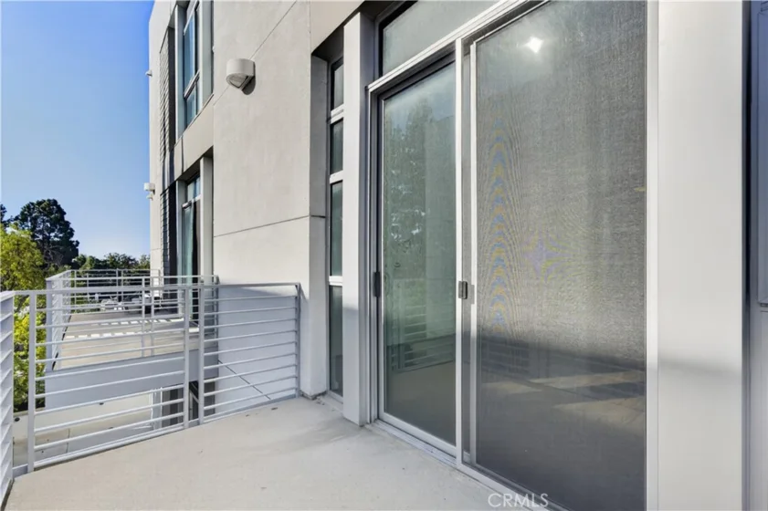 238 S Arroyo Parkway #303 photo 21
