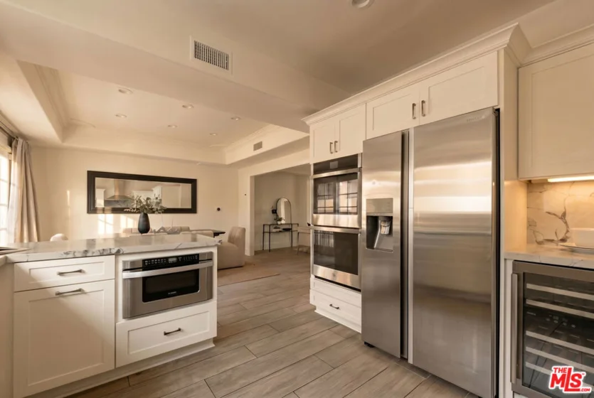 11723 Mayfield Avenue #3 photo 3