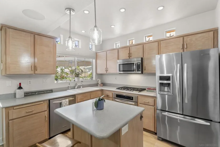 221 Donax Avenue #4 photo 16