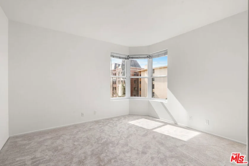 620 S Gramercy Place #301 photo 11