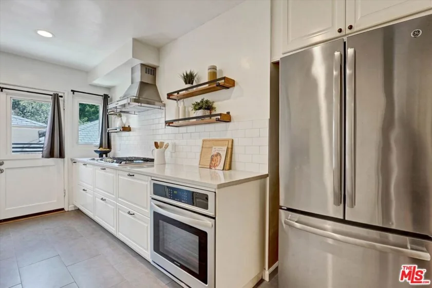 1346 N Crescent Heights Boulevard #1 photo 6