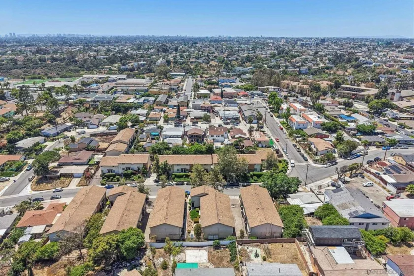 3631 Lemona Avenue #D photo 32