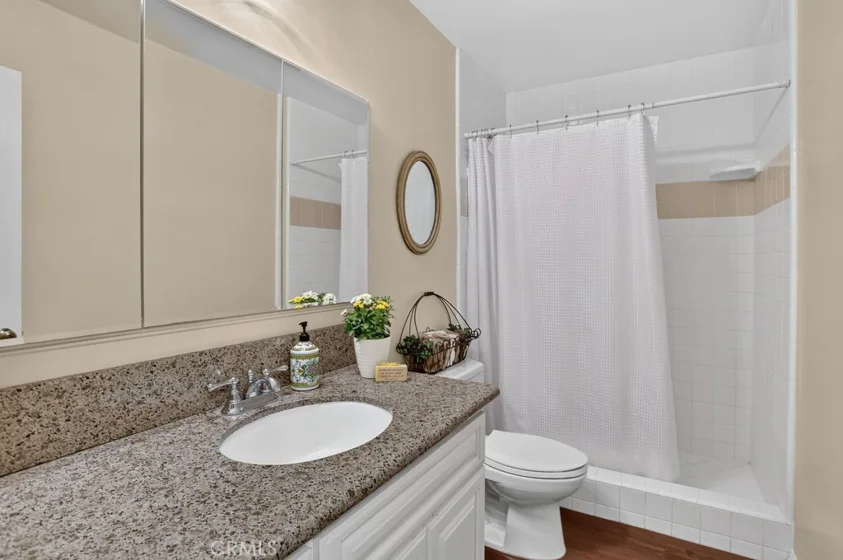8512 Belmont #31 photo 22