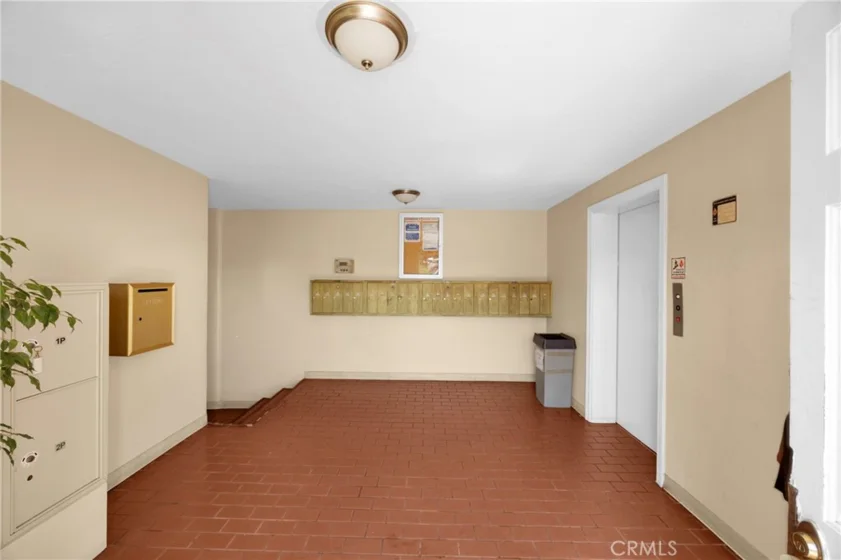 1311 S Grand #10 photo 5