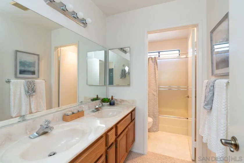 7621 Rainswept Lane photo 14