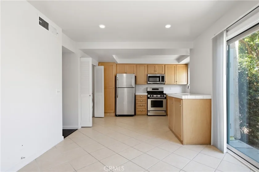 5664 Etiwanda photo 11