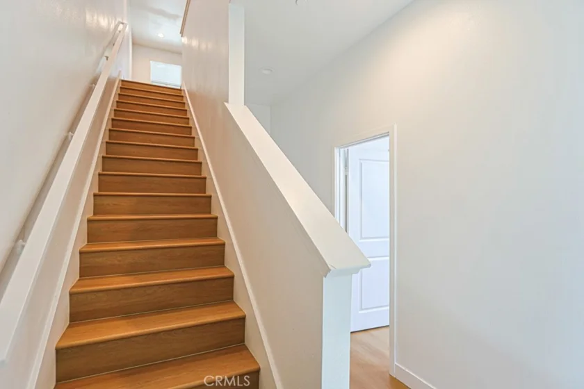 1410 N Harbor #1 photo 15