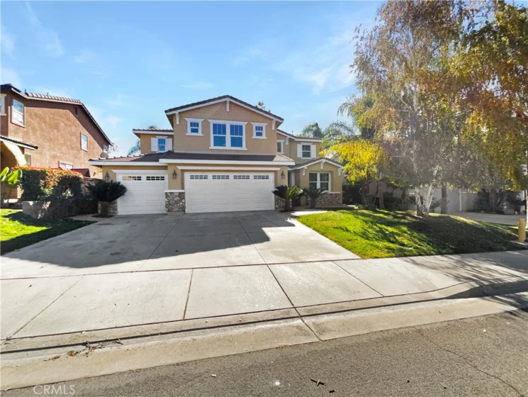 46332 Kohinoor Way photo 1