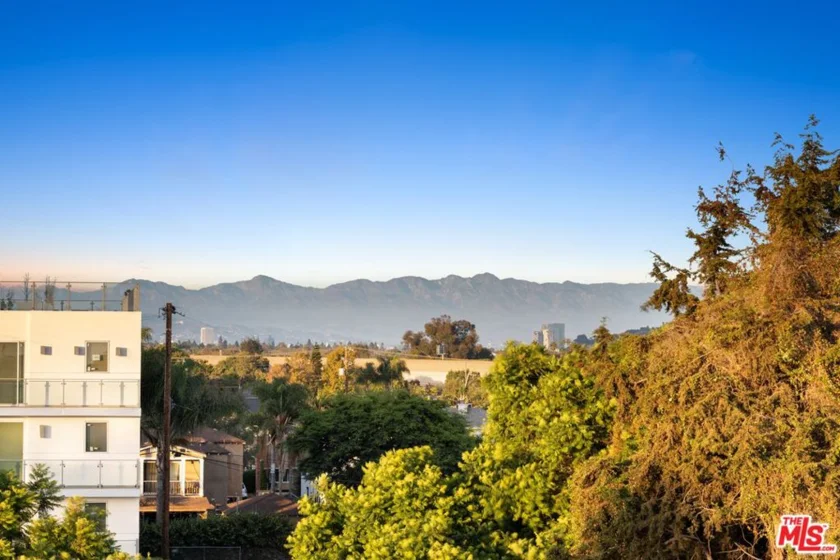 11724 Culver Boulevard #10 photo 43