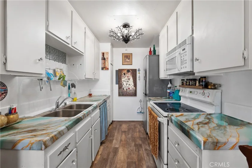 5460 White Oak Avenue ##G307 photo 13