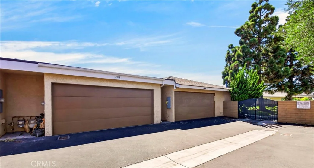 12114 Stonegate Lane photo 32