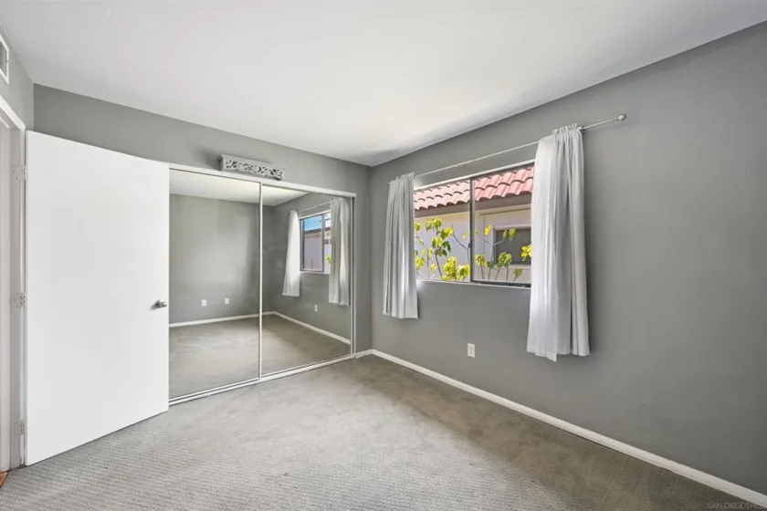 4576 Hawley #5 photo 13