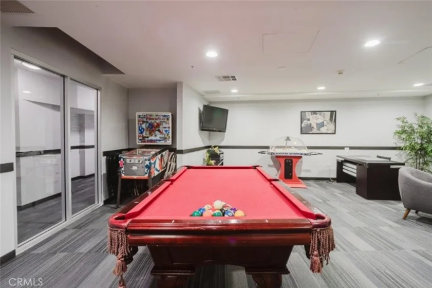 655 S Hope Street #606 photo 25