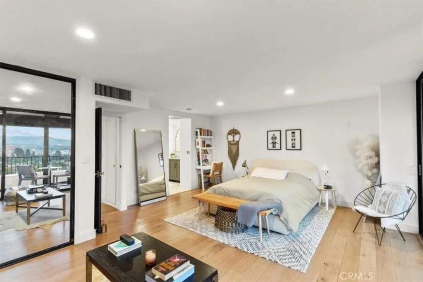 10501 Wilshire #2212 photo 6