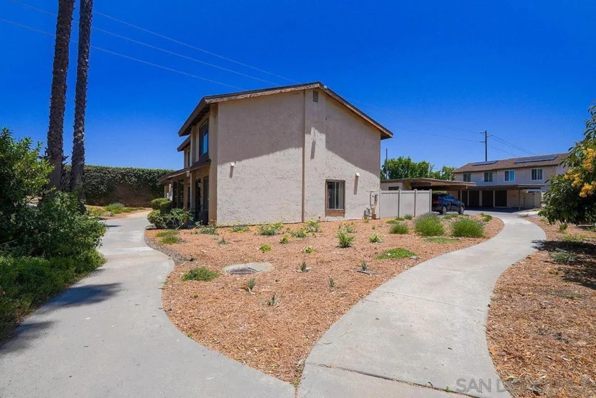 8166 Paradise Valley Court photo 13