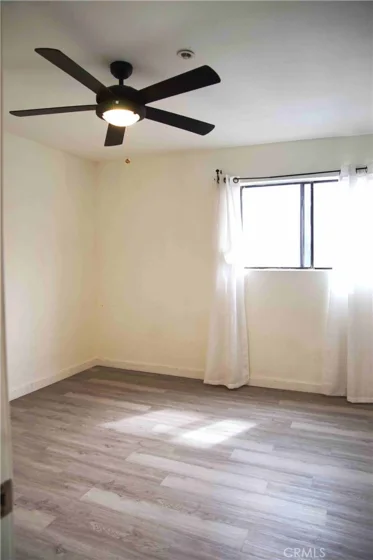 1021 W Bishop #212/I photo 18