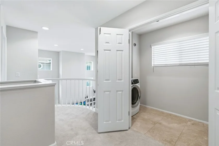 2680 Orange photo 22