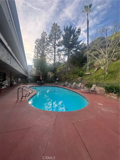 2700 E Cahuenga Boulevard #4223 photo 8