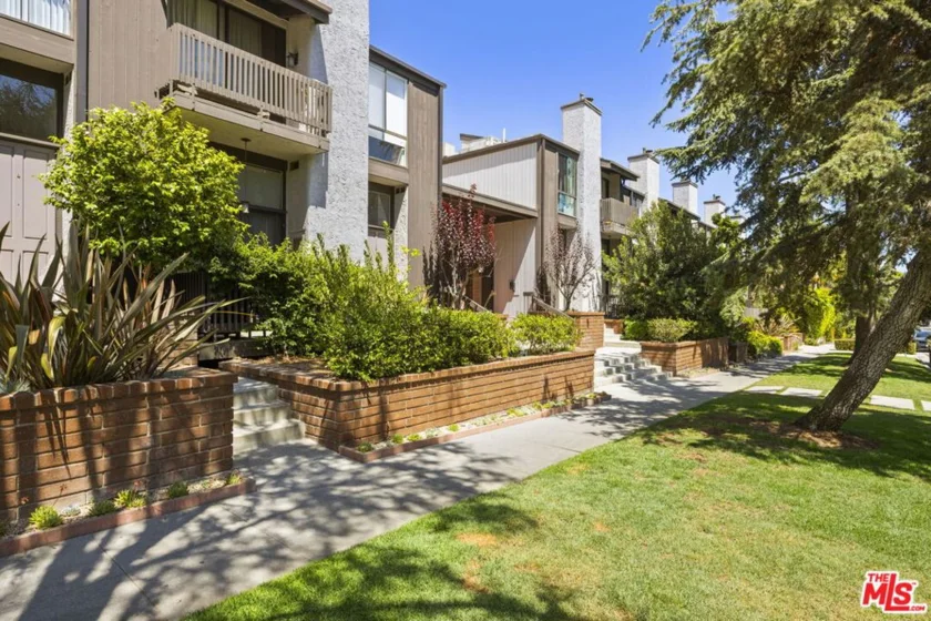 925 14th Street #19 photo 4