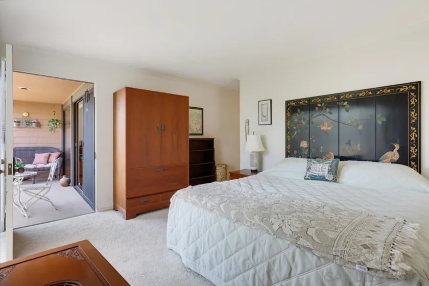 2942 Lawrence Street photo 42