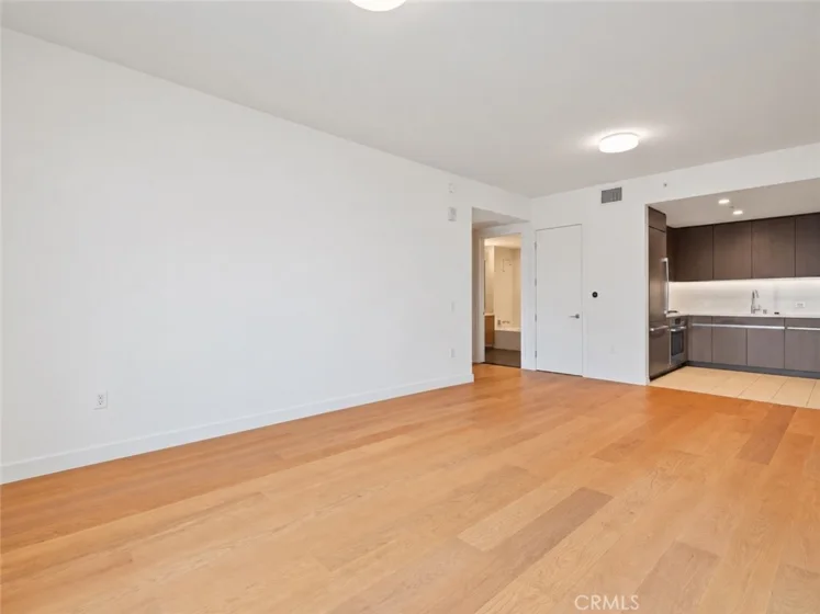 889 Francisco Street #2910 photo 7