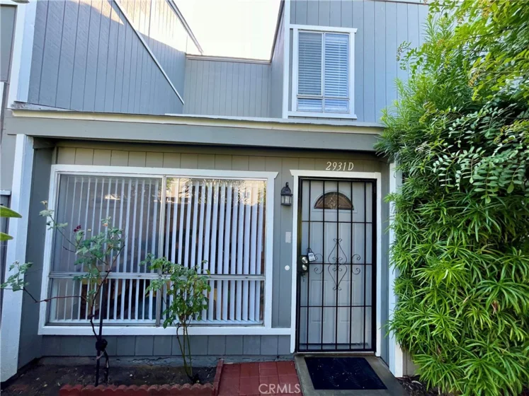 2931 S Fairview Street #D photo 1
