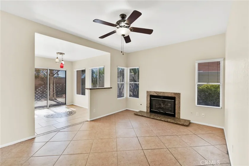 39909 Via Castana photo 24