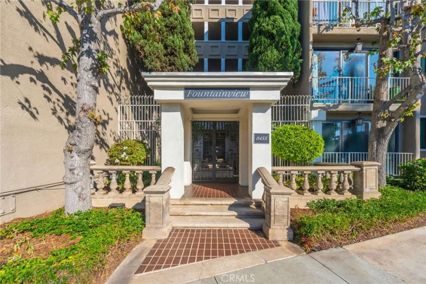 8455 Fountain Avenue #108 photo 1