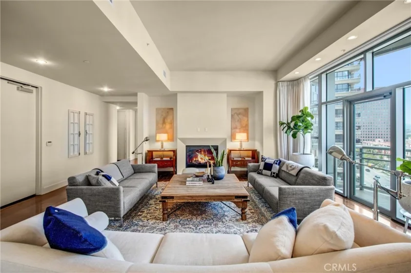 10776 Wilshire Boulevard #901 photo 13