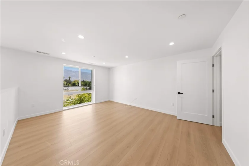 176 N Catalina Avenue #404 photo 12
