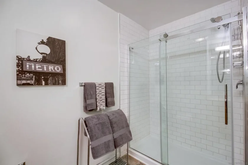 1150 J #603 photo 17