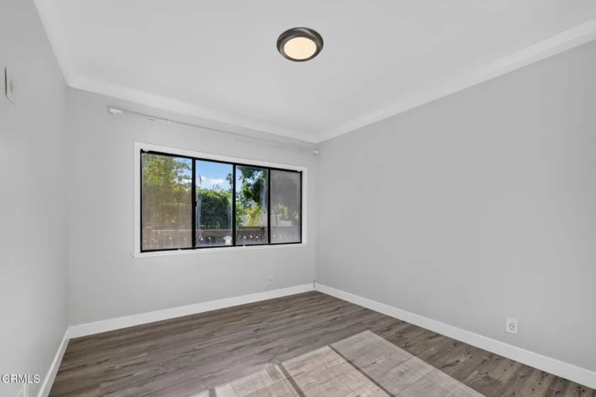 111 S Orange Grove Boulevard #105 photo 26