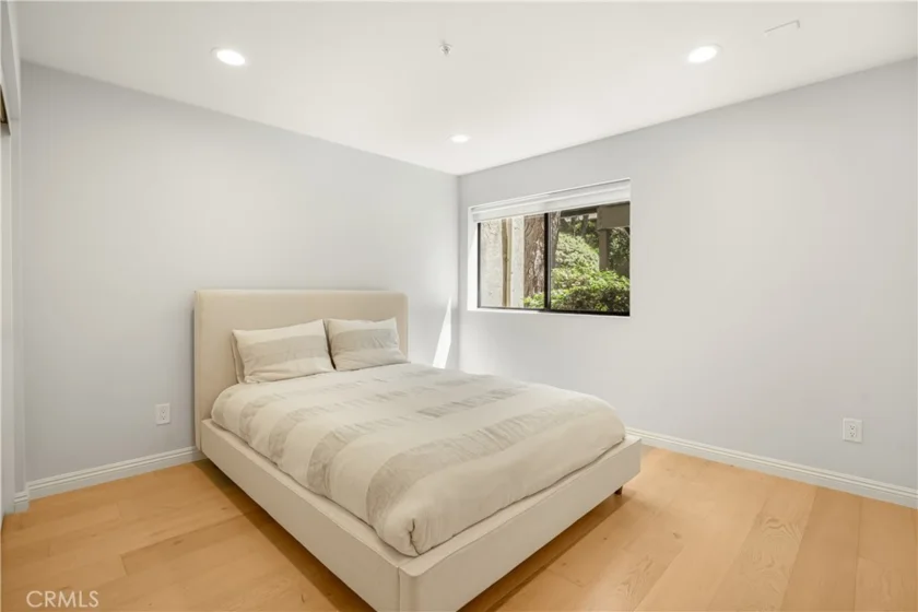 1054 Seco Street #106 photo 27