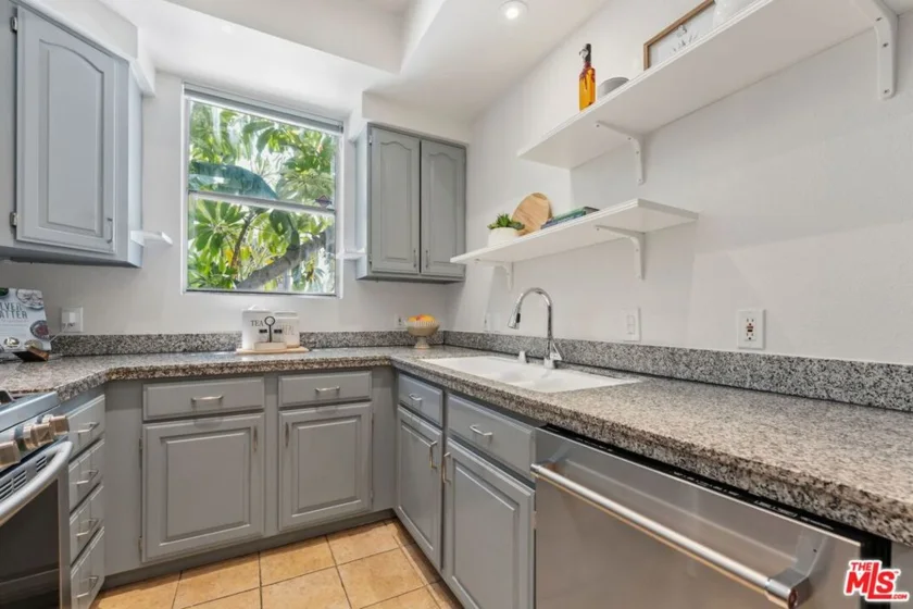 1436 20th Street #8 photo 15